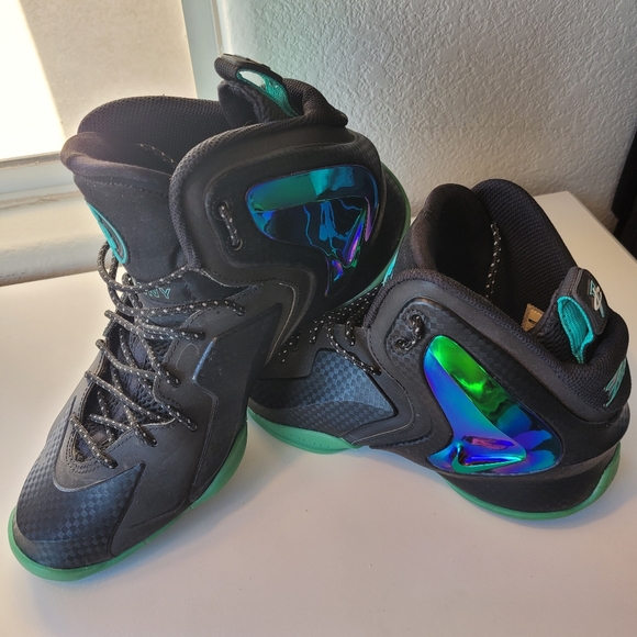 Nike Lil Penny Black and Green High-Top Sneakers with Color-Shifting Accents - Picture 1 of 13